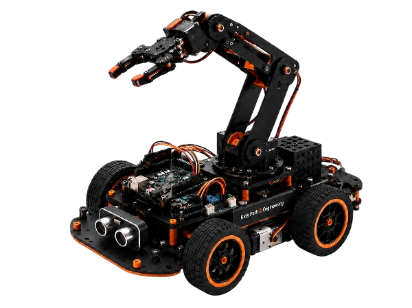 Robotwagen met robotarm als eindproject van Kids Path 2 Engineering